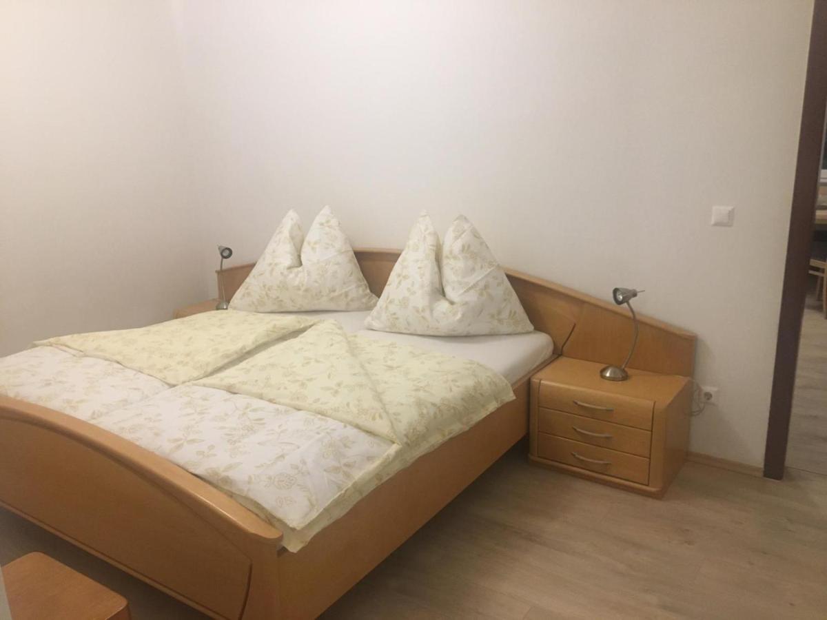 Ferienwohnung Neben Dem Schloss Porcia Spittal an der Drau Buitenkant foto